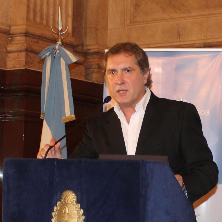 Senador del Frente Renovador denunció que balearon su casa