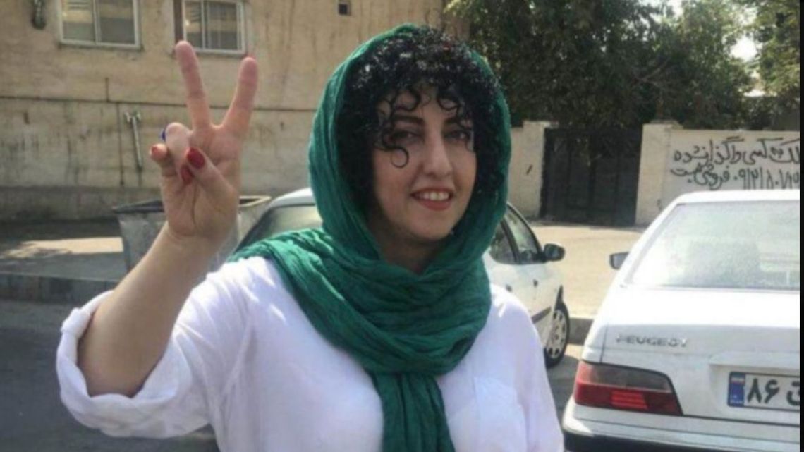 Narges Mohammadi fue capturada durante un homenaje en la ciudad de Mashhad.