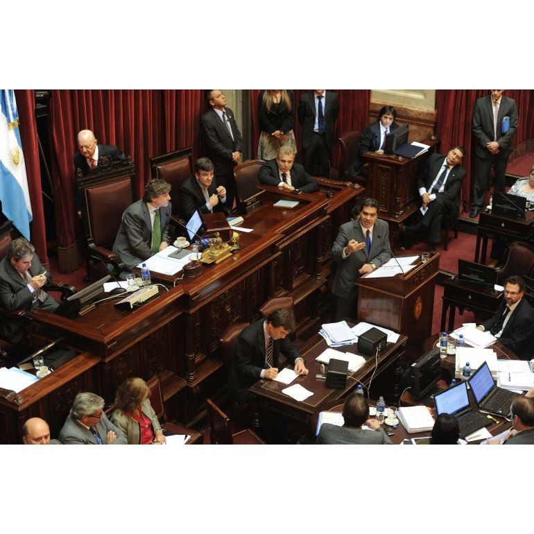 Senado: Capitanich contestó preguntas y no faltaron las chicanas