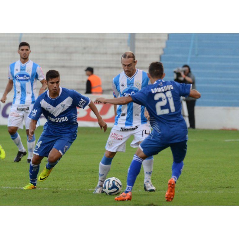 Rafaela privó a Vélez de la cima y se prendió en el torneo
