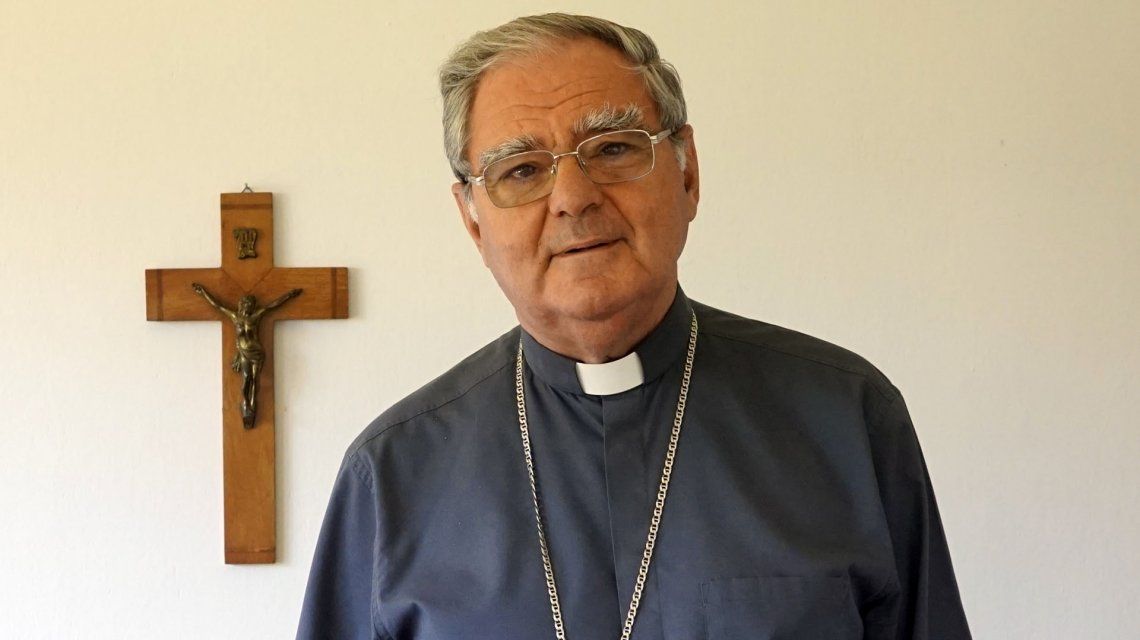 Monseñor Oscar Ojea