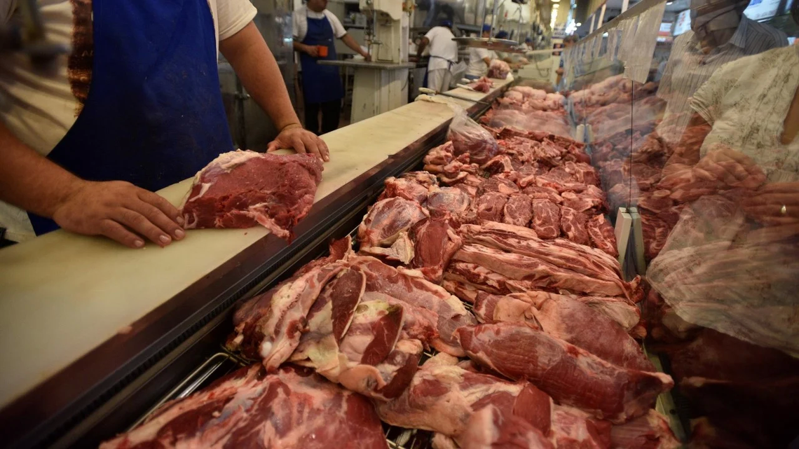 El aumento en las carnicerías superó por 15 puntos la suba de precios de carne vacuna en supermercados.