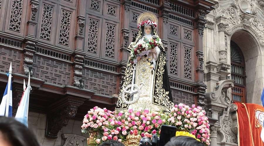 Hoy, es la festividad de Santa Rosa de Lima, patrona de América Latina