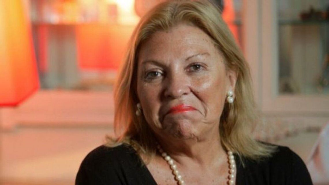 Elisa Carrió también renunció a su candidatura