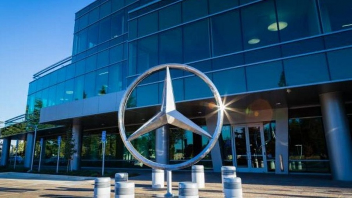Mercedes-Benz se prepara para reducir este año a la mitad el consumo de gas en sus fábricas alemanas
