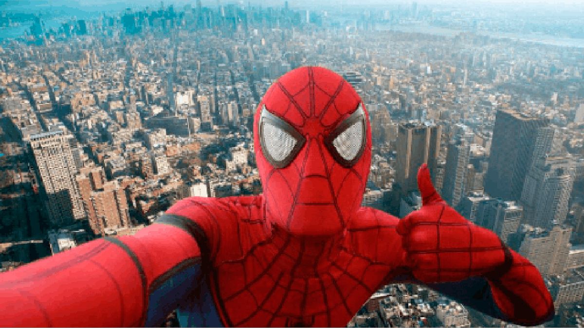 Joven disfrazado de Spiderman cayó de edificio al tomarse una selfie