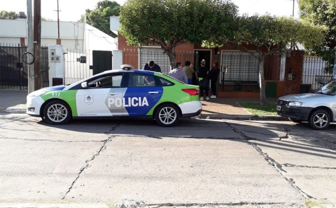 Quilmes: rompepuertas desvalijaron una casa en Bernal Oeste
