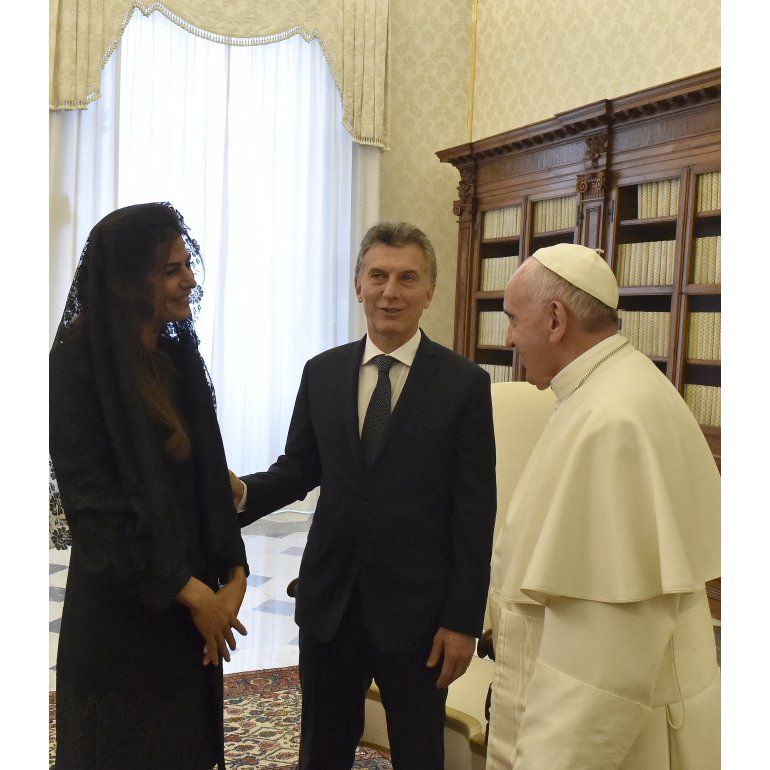 Macri viajará en octubre  al Vaticano y verá al Papa