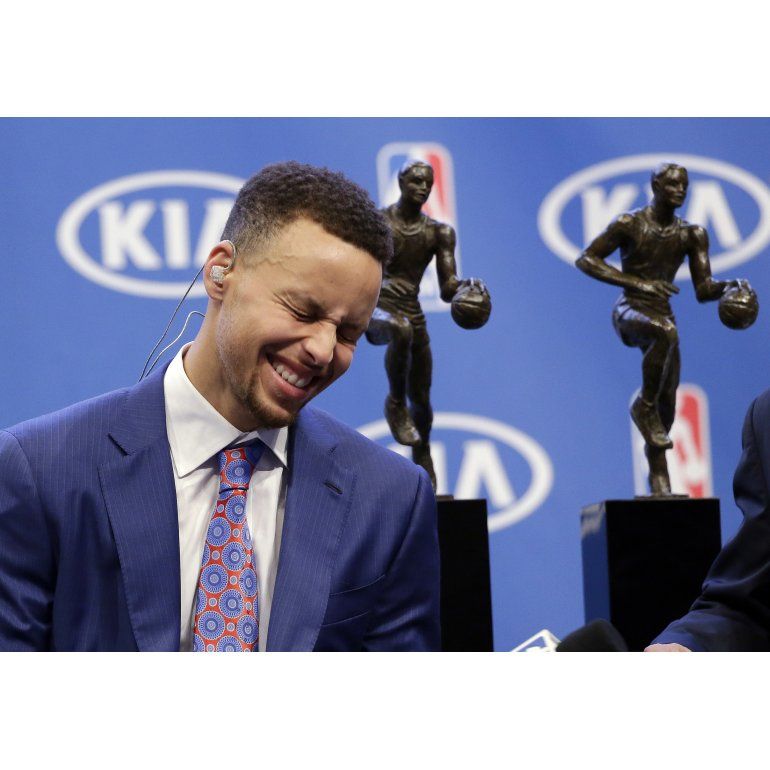 La magia de Stephen Curry, el unánime MVP de la NBA