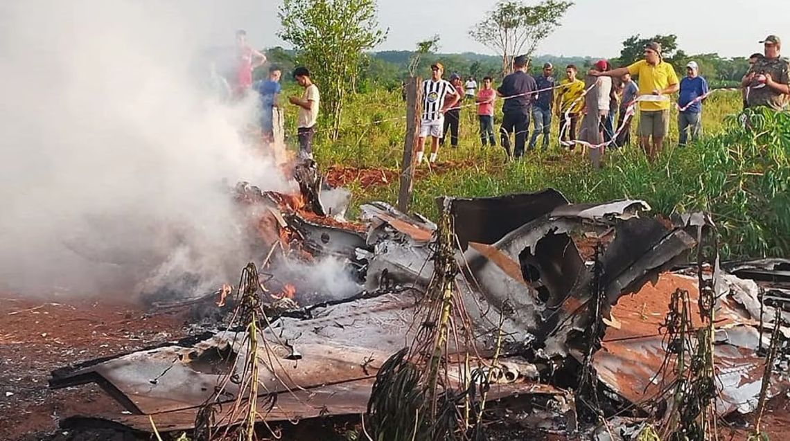 Conmoción en Paraguay: murió un diputado al estrellarse una avioneta