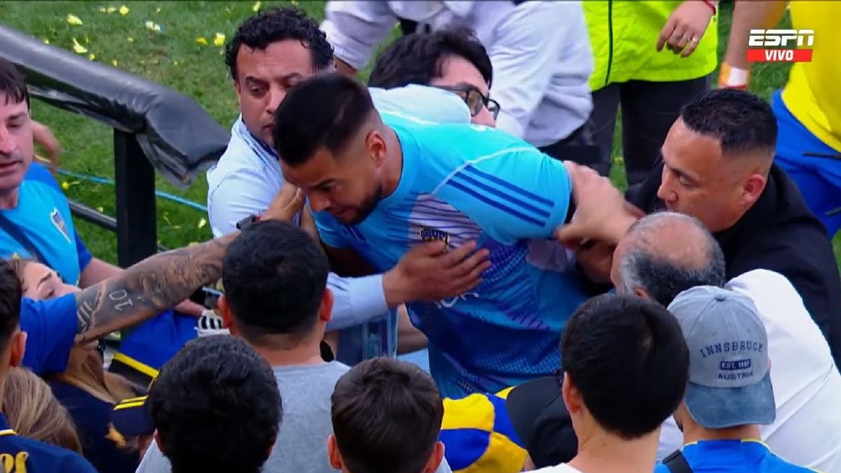 Sergio Romero fue sancionado por Boca luego de su pelea con los hinchas