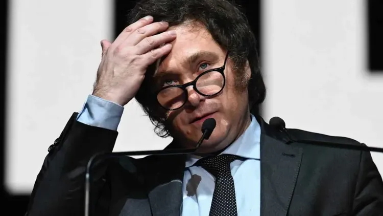 Durante mayo, el Índice de Confianza en el gobierno de Milei cayó el 1,6% respecto de abril.