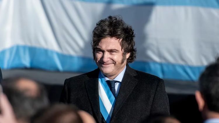 Milei no encabezará la vigilia del Día de la Independencia en Tucumán.