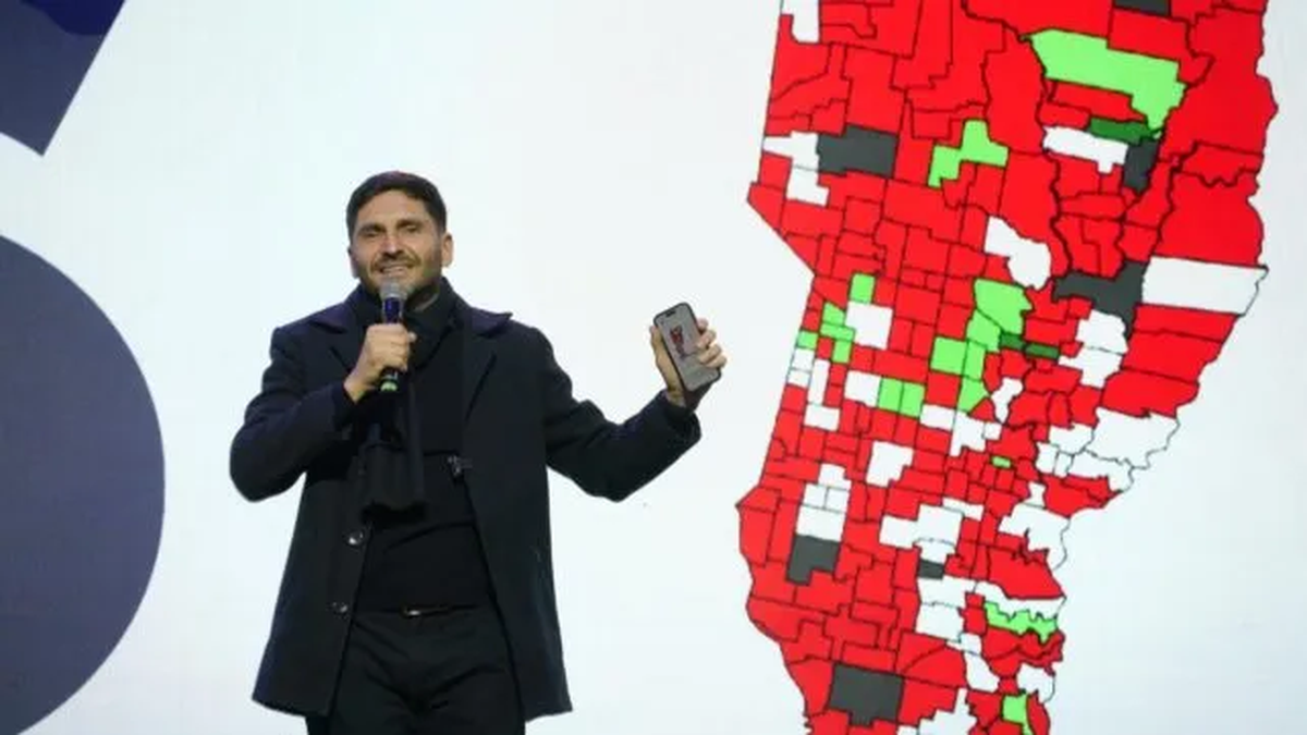 Pullaro celebra triunfo territorial en Santa Fe pese a derrota en Rosario