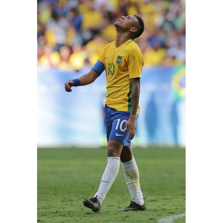 El Brasil de Neymar decepcionó en su debut en los Juegos