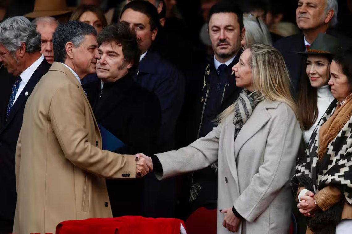 Jorge Macri, jefe de Gobierno porteño, y Karina Milei, quien tiene a su cargo la Secretaría General de la Presidencia y el armado partidario de La Libertad Avanza.