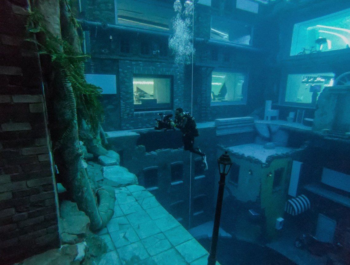 En fotos: Deep Dive Dubái, la piscina más profunda del mundo