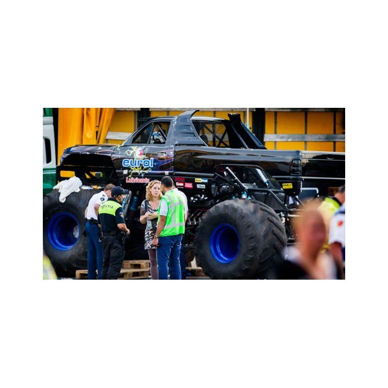 Un monster truck mató a tres personas en Holanda