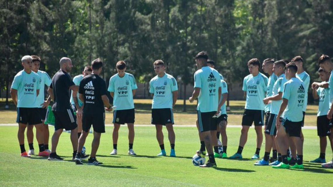 El equipo de Javier Mascherano debuta el 21 ante Paraguay.