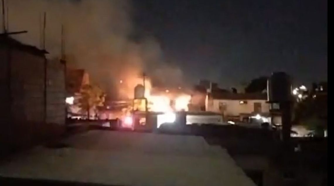 Dos hermanos murieron y otros dos están graves por un incendio en una casa de Berazategui
