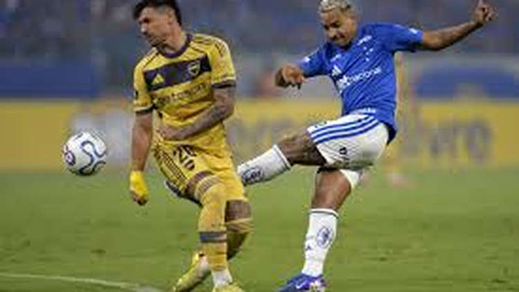 Bareiro fue expulsado al término del primer tiempo.