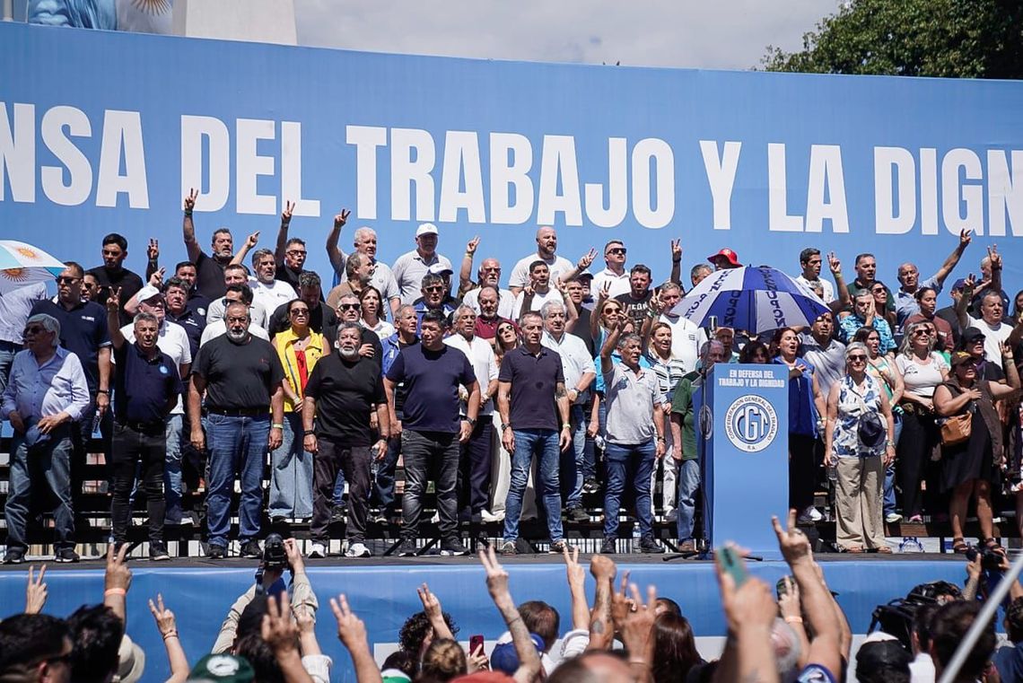 El Consejo Directivo de la CGT anticipó su reunión ante las presiones internas. El Consejo Directivo de la CGT anticipó su reunión ante las presiones internas.