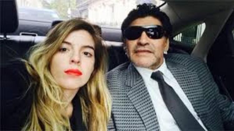 Dalma Maradona saltó por Diego en redes.