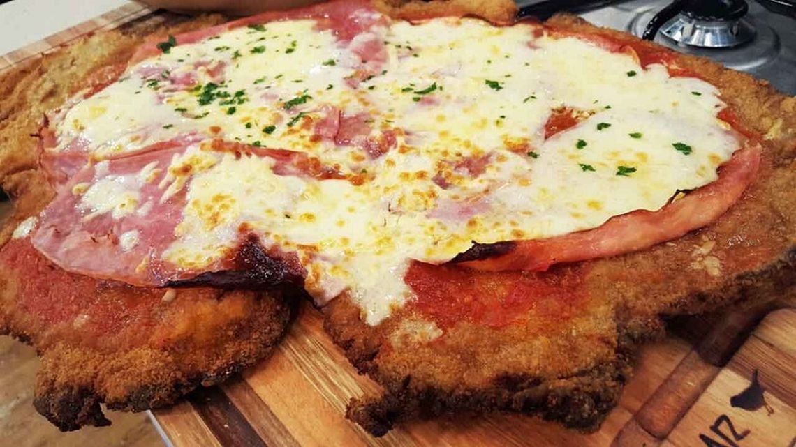 En Luján harán la milanesa napolitana más grande del mundo