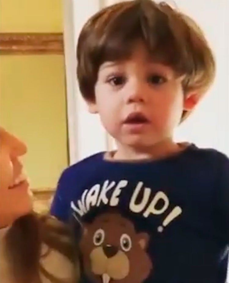 La felicidad del nene que recibió el saludo de Diego Maradona