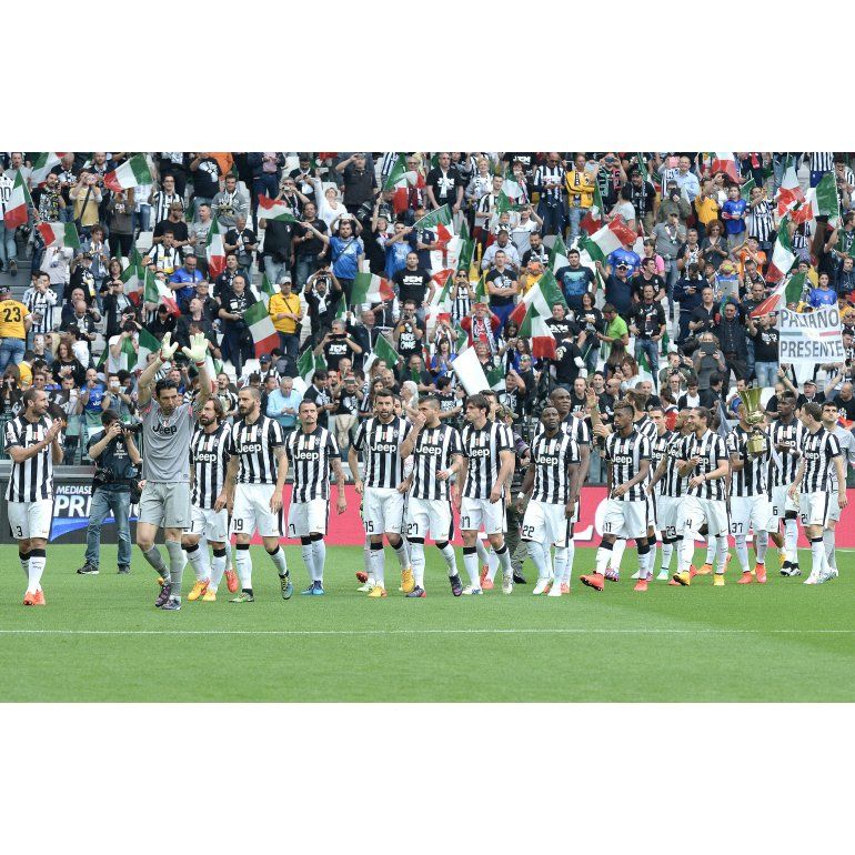 Con gol de Pereyra, Juventus venció al Napoli de Higuaín