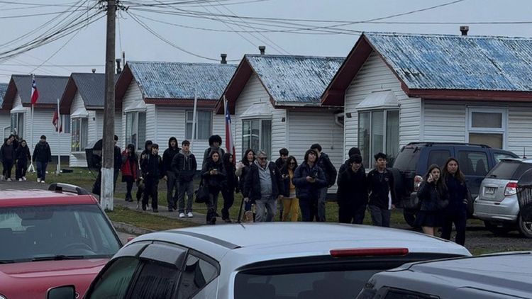 El pedido de evacuación fue tanto del lado chileno, como se muestra en la foto, como en territorio argentino.