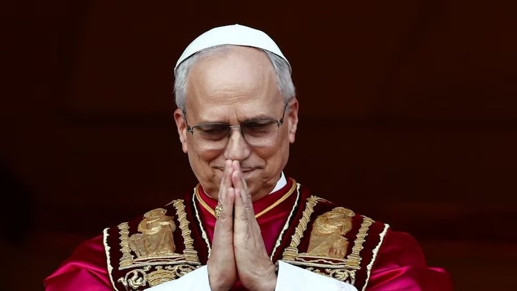 León XIV se convirtió este jueves en nuevo líder de la Iglesia y sucesor de Francisco.