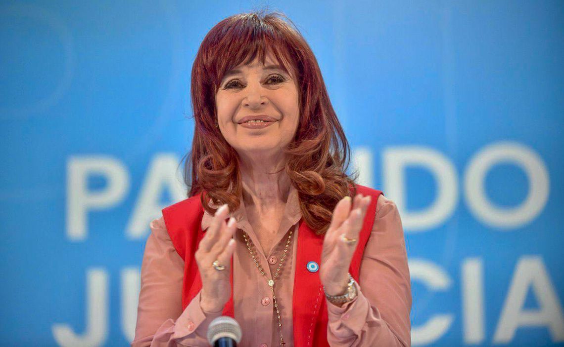 Cristina Kirchner acusó a Milei de criptoestafador.