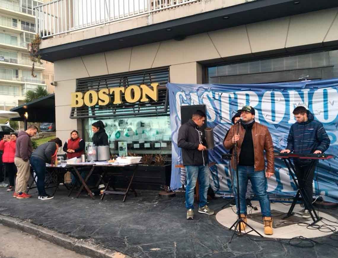 Mar del Plata: empleados de confitería Boston resistirán desalojo