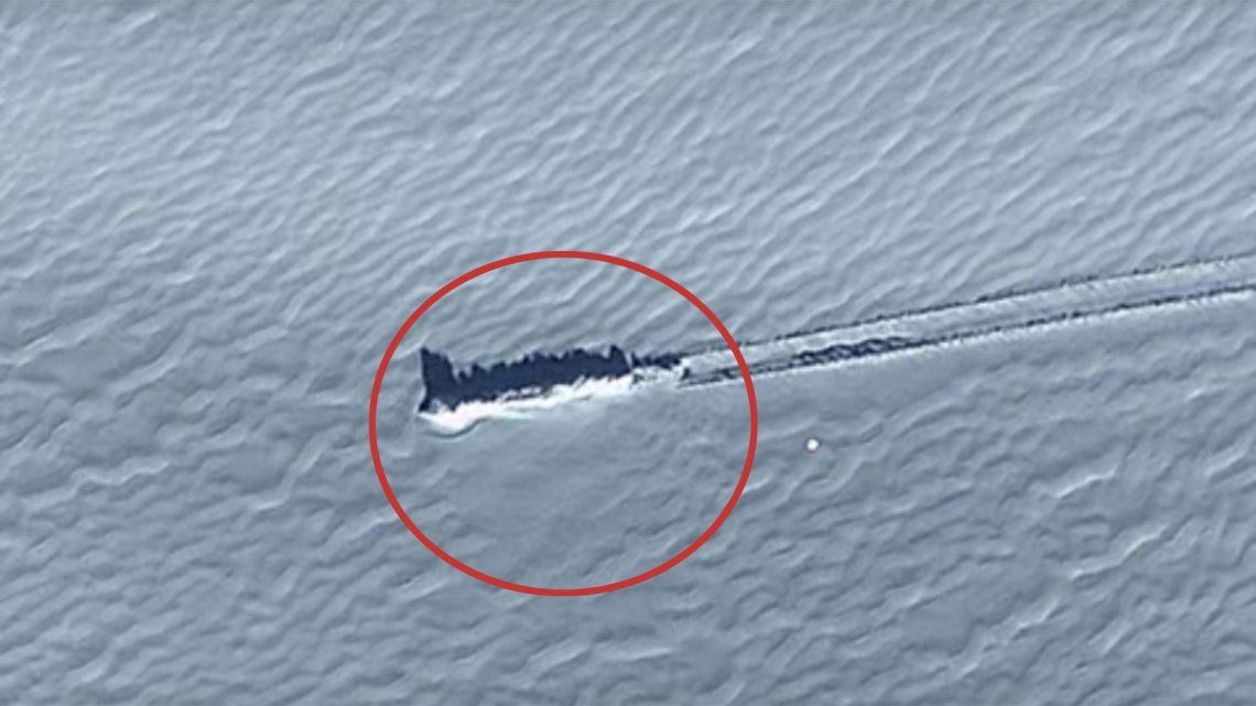 Misterio: descubren extraña figura de hielo en la Antártida desde Google Earth