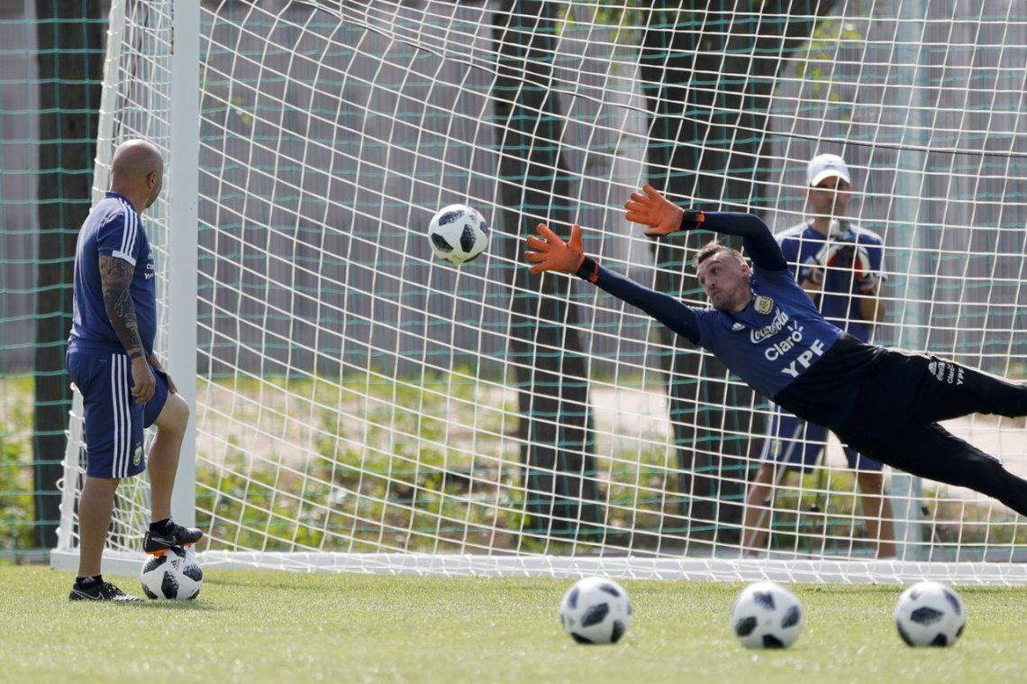 En su último entrenamiento antes del encuentro con Francia, Argentina practicó penales