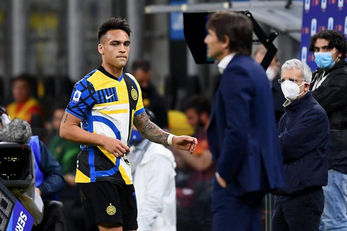 Lautaro Martínez se enojó cuando lo sacaron en la victoria del Inter ante la Roma y luego pidió disculpas