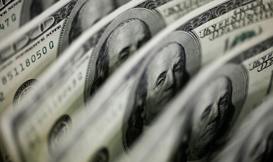 El informe plantea que se profundizará el déficit cambiario y el Banco Central tendría la necesidad de devaluar.