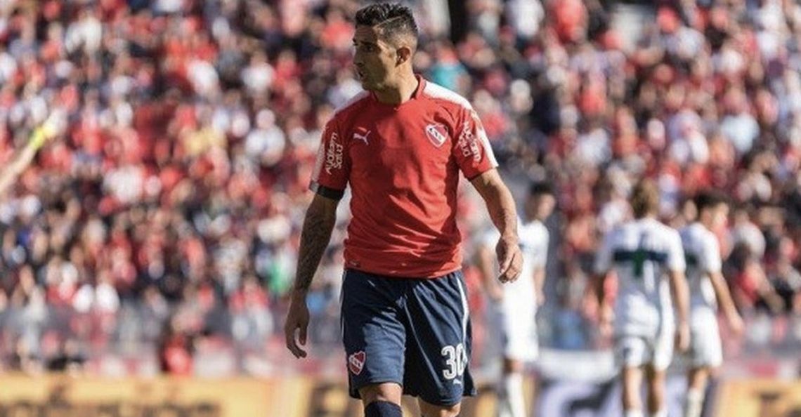 Gonzalo Verón en su paso por Independiente. 