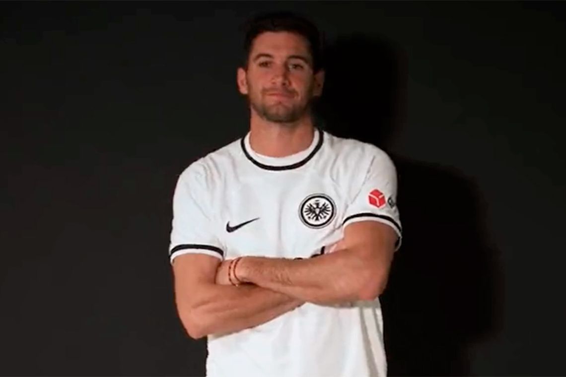 Lucas Alario es nuevo refuerzo del Eintracht Frankfurt