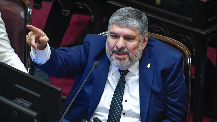 El senador José Mayans consideró que el proyecto de reforma laboral es anticonstitucional.