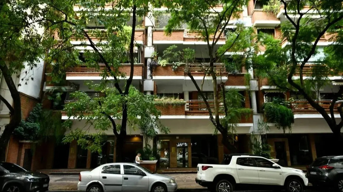 El departamento fue vendido con un esquema de pago diferido que ahora analiza la fiscalía.