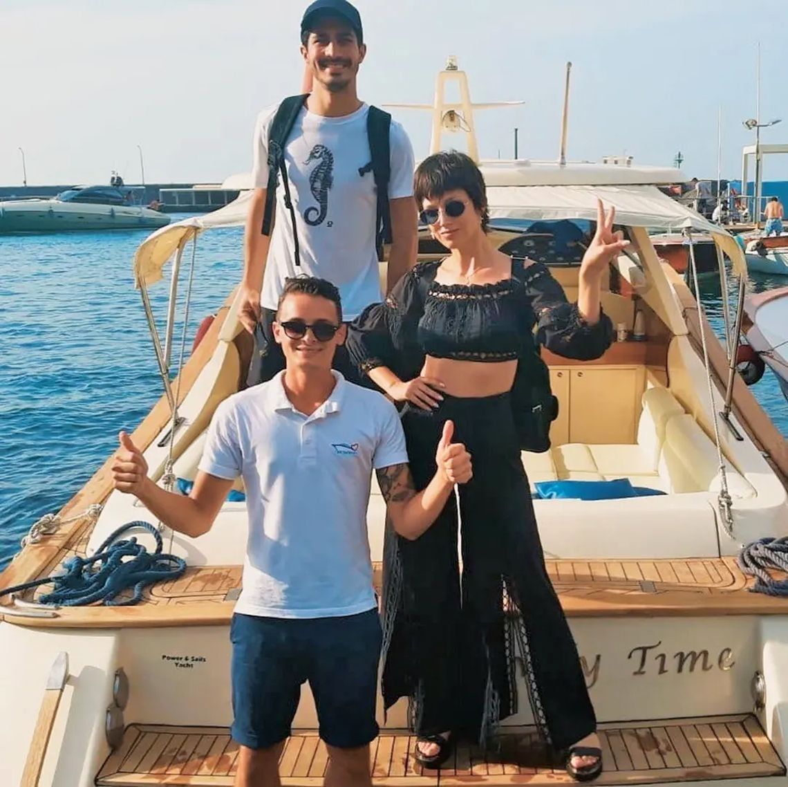 Úrsula Corberó y el Chino Darín, de vacaciones en la isla de Capri