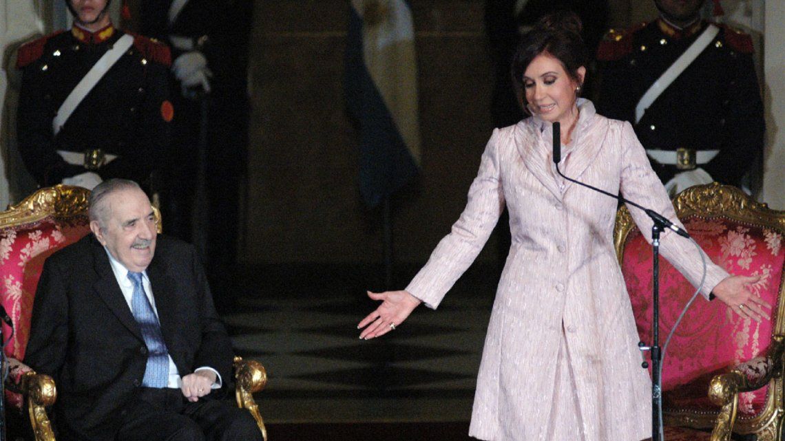 Cristina Kirchner recordó a Raúl Alfonsín: Fue un símbolo del retorno a la democracia