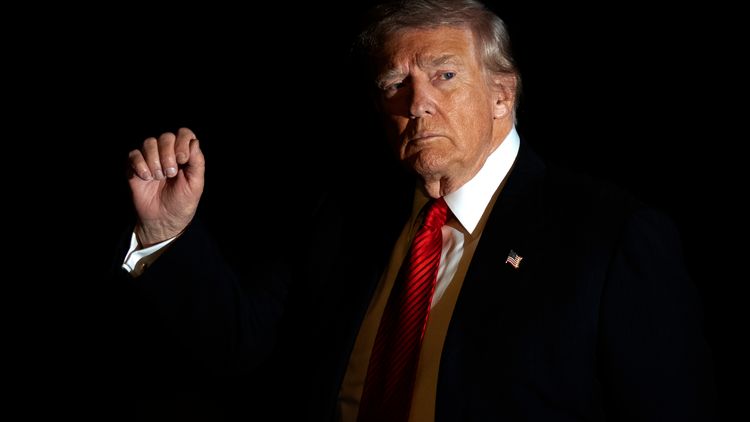 Donald Trump habló en conferencia de prensa.