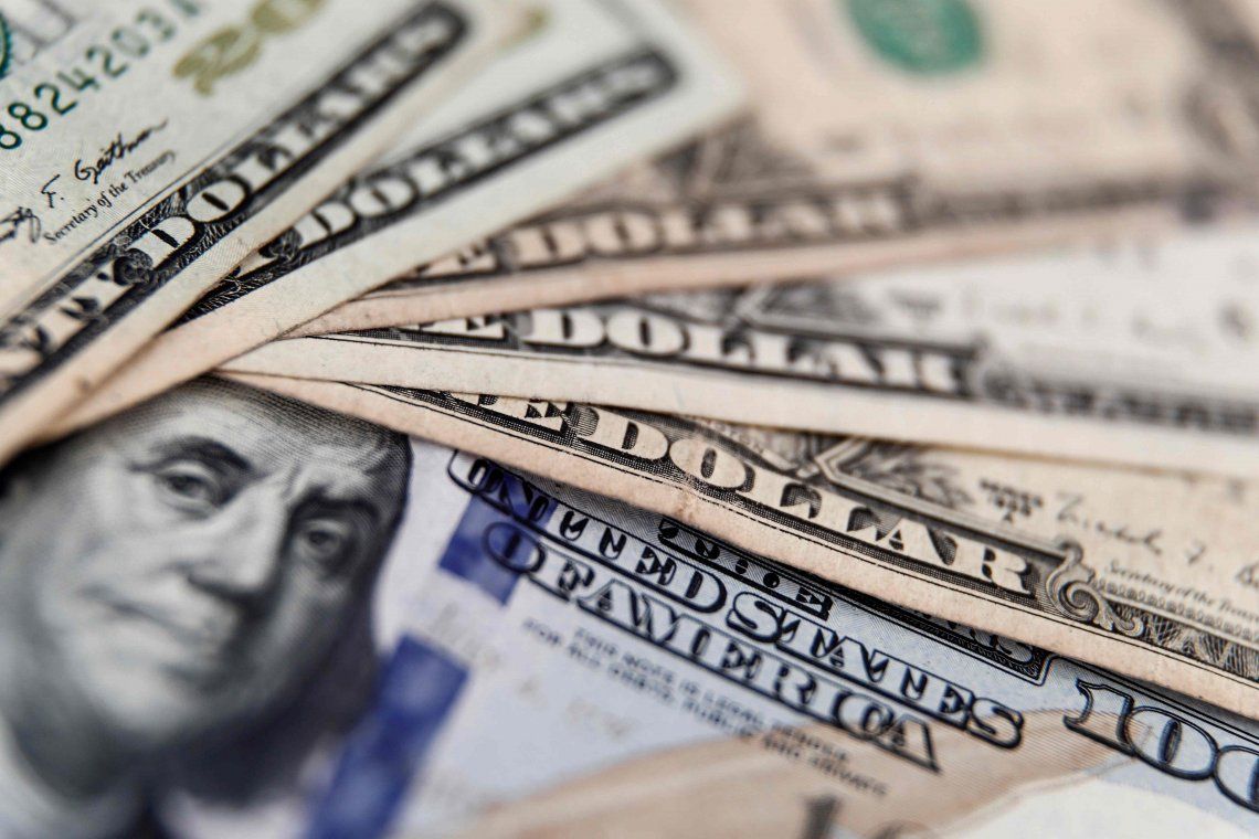 Dólar solidario: tuvo un leve aumento y superó los $83
