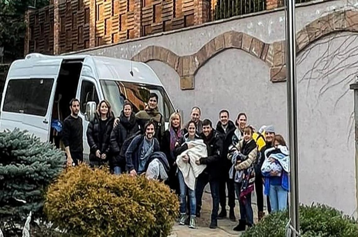 El primer grupo de argentinos que salieron de Ucrania con la coordinación de la Cancillería argentina 