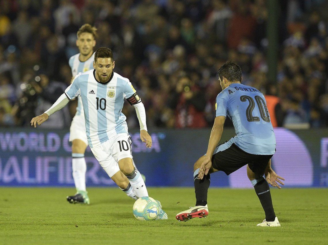 Argentina y Uruguay jugarían dos clásicos por la Copa Río de la Plata en noviembre