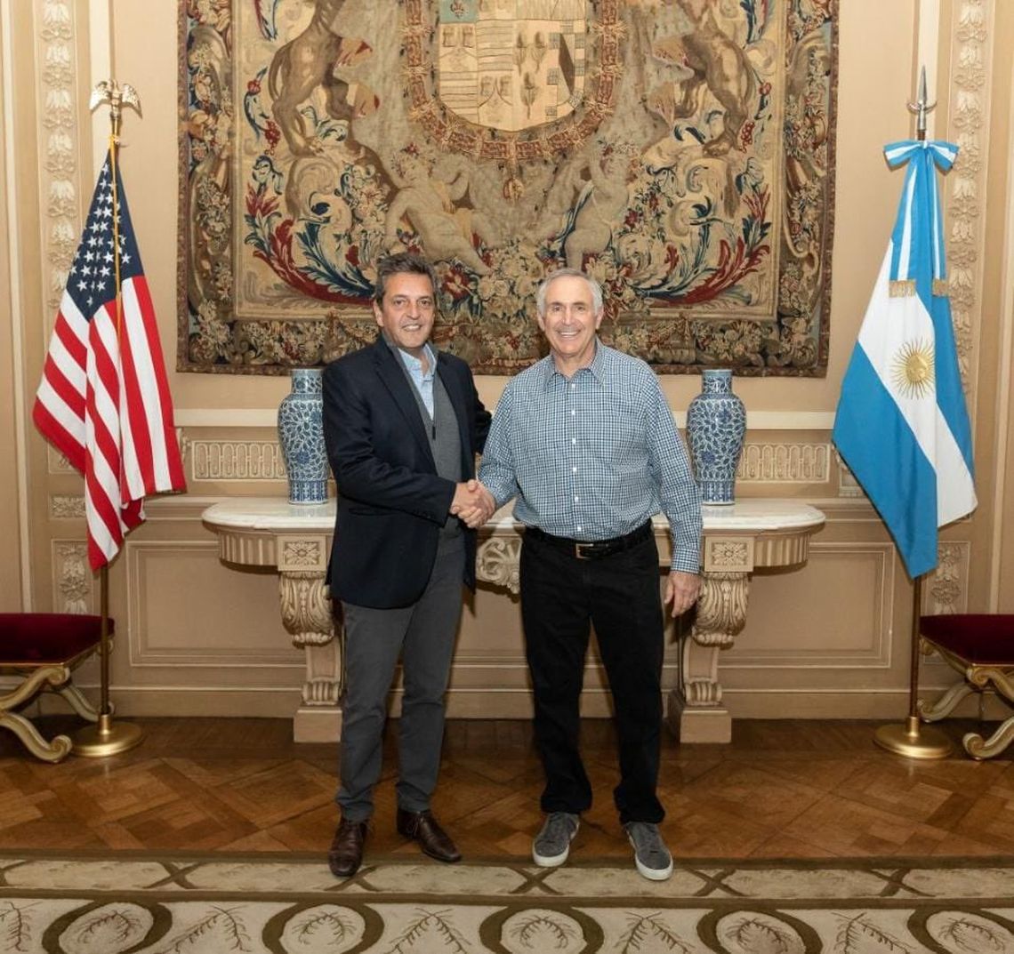 Massa se reunió con el embajador de Estados Unidos