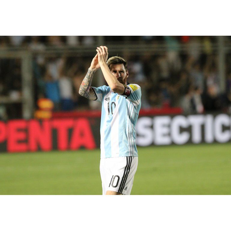 El gesto inolvidable de Messi con empleados de la AFA